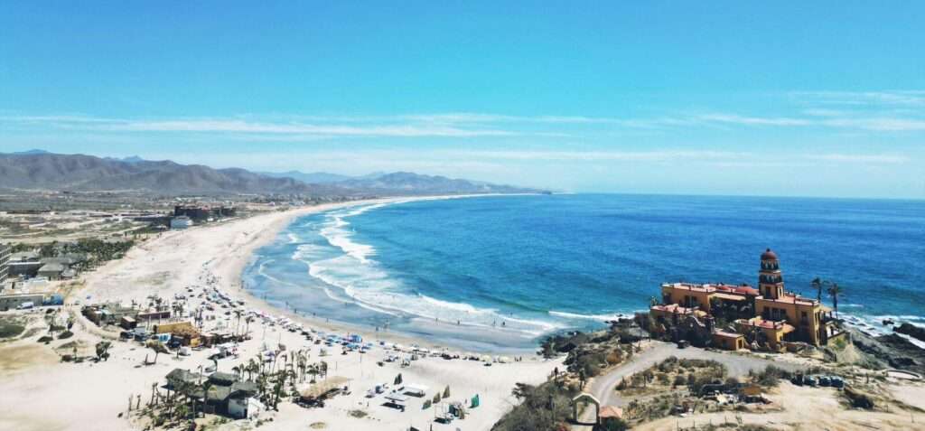 Los Cabos Cascadas Welcome to Las Cascadas 611, located in the prestigious Pedregal community. This elegant 2-bedroom, 2-bathroom residence offers breathtaking – 15 PASEO DE LA MARINA, Cabo San Lucas, BS