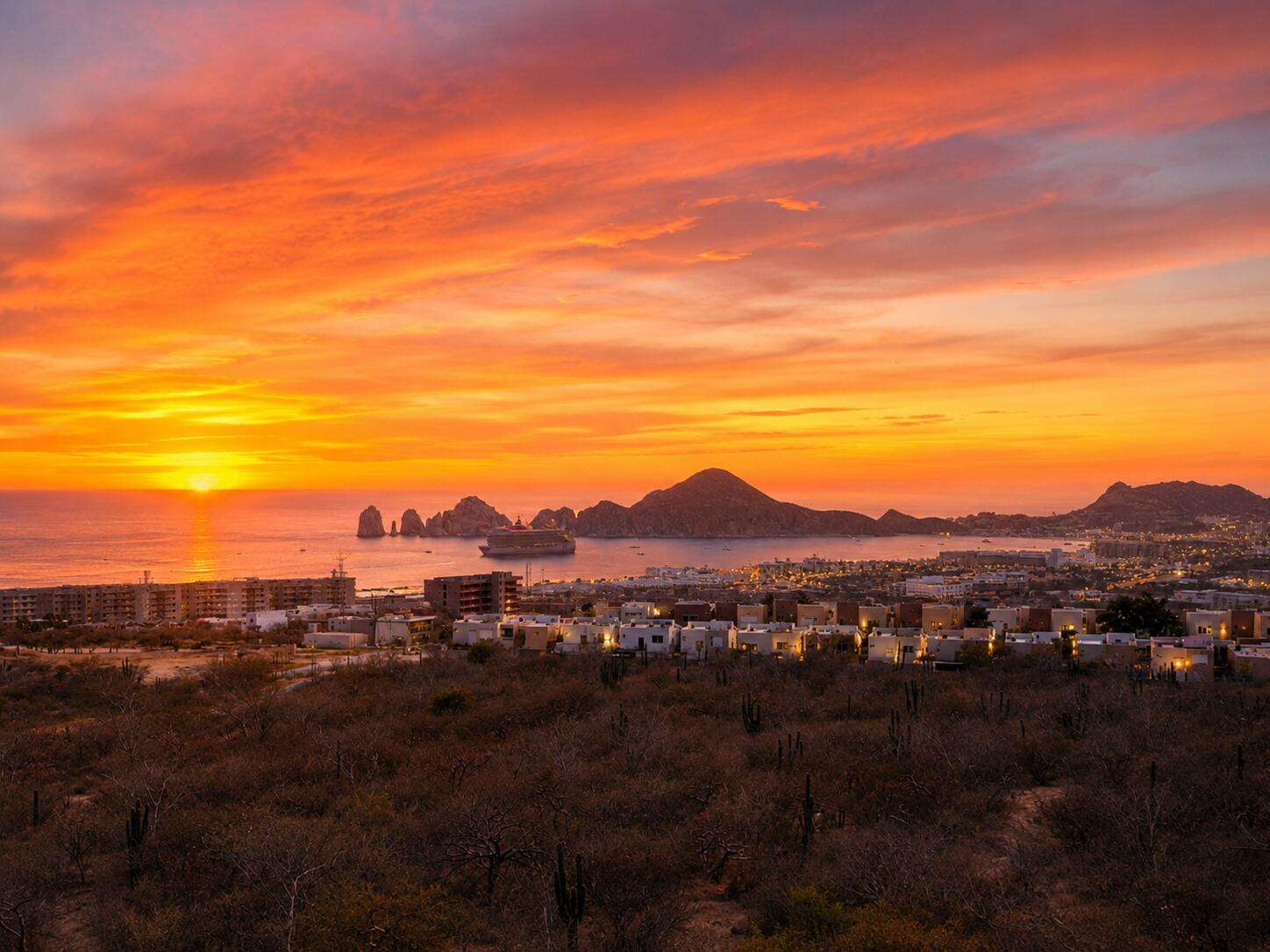 Los Cabos Monte Rocella Luxury Penthouse with Private Rooftop & Arch for sale
