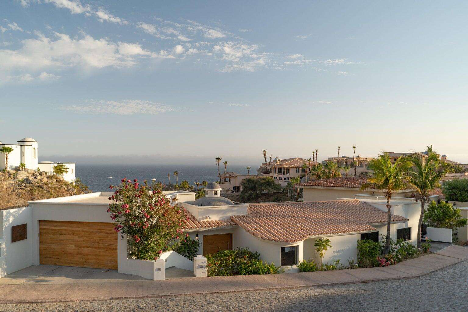 Los Cabos Rancho Paraiso Welcome to this 5-bedroom just completed house with a modern, open floor plan that boasts ocean for sale
