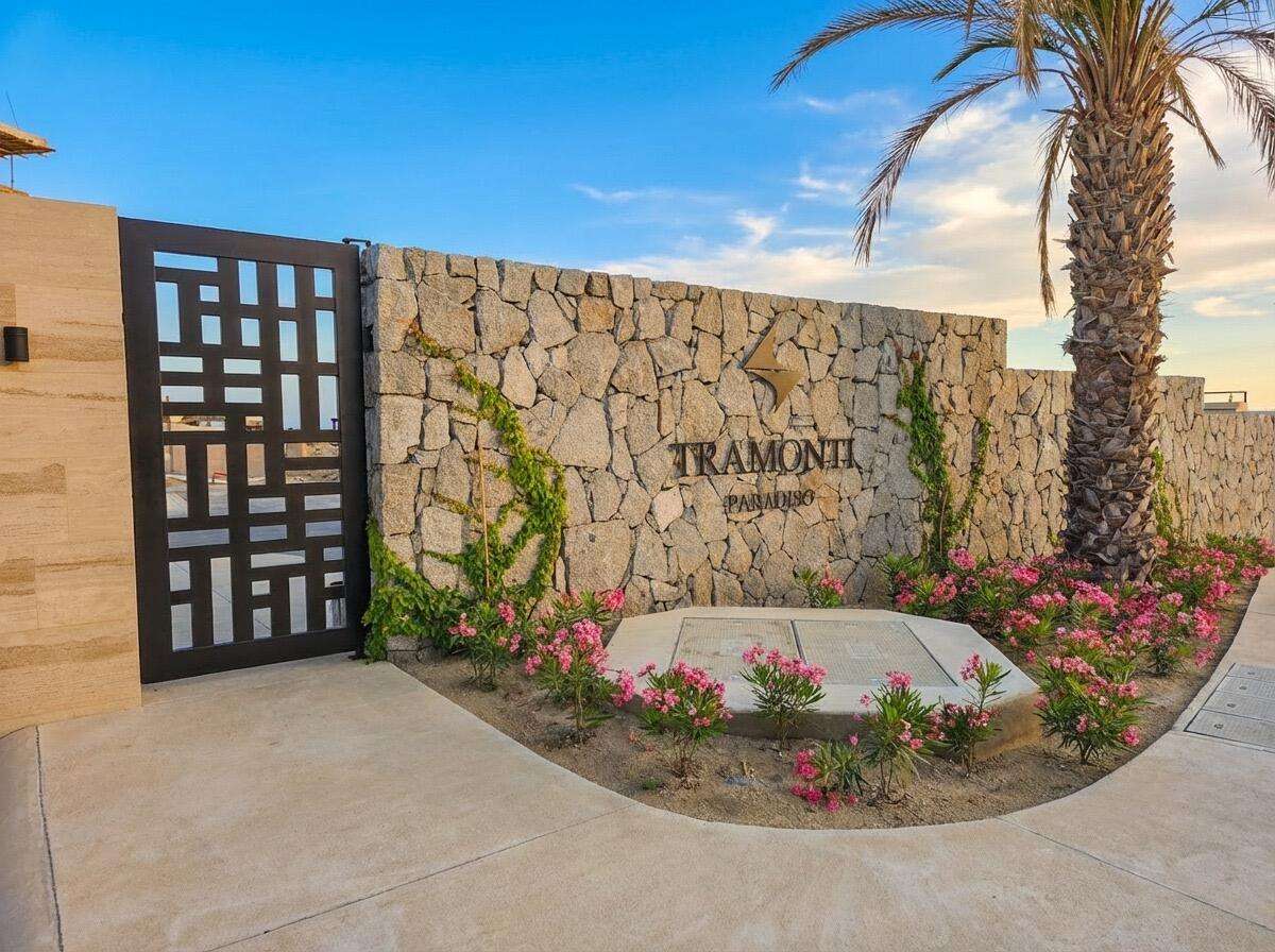 Los Cabos Tramonti Paradiso Pre-construction 2BD/2.5BA condo located on the second floor of Tower G in Tramonti Paradiso, El Tezal. This spacious residence features partial ocean – Del Pescador, Cabo San Lucas, BS