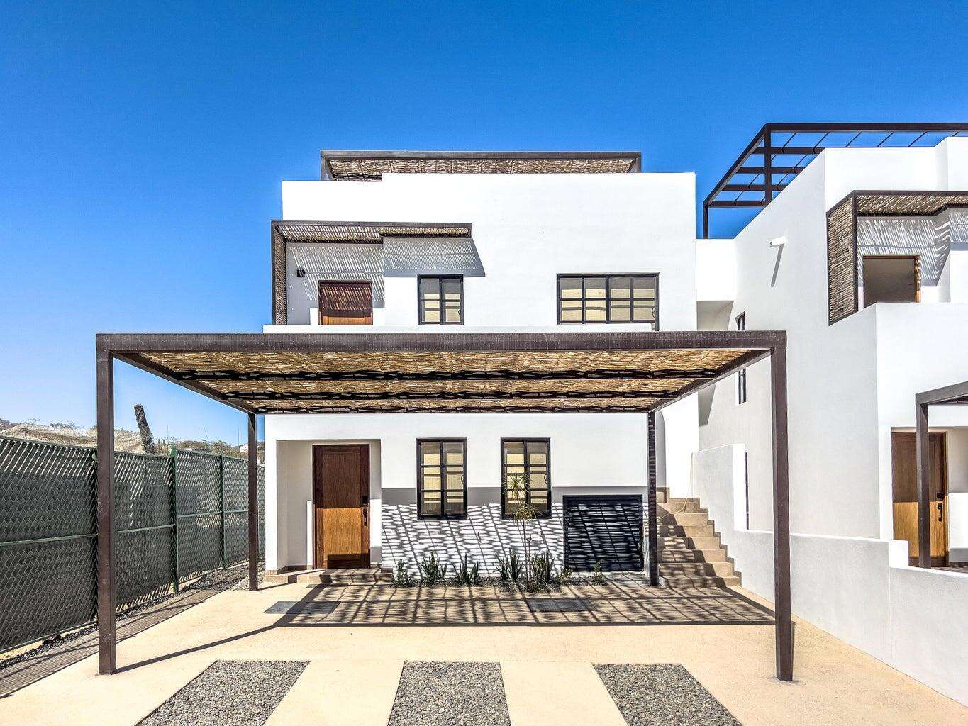 Los Cabos Vista Vela Sunset This spacious corner unit has an abundance of natural light and a – Maldivas, Cabo Corridor, BS