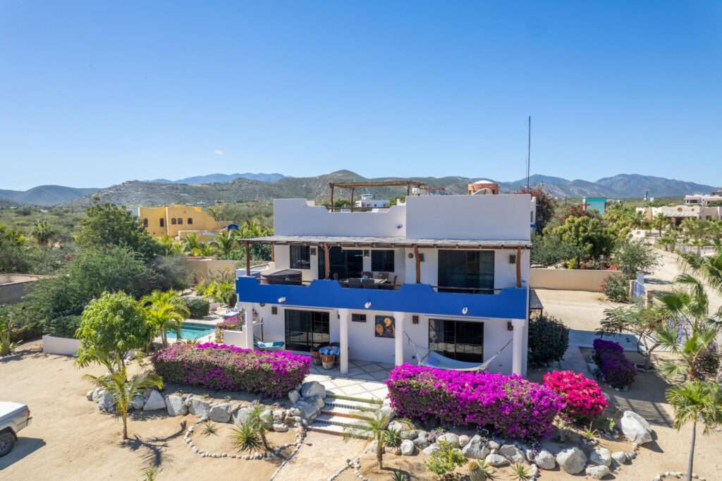 Los Cabos Cresta Del Mar Located on a Cul De sac - A luxurious 4 bed 4 and 2 half bath House with full casita that has a separate entrance and kitchen. Ocean – 450 Cam. Del Sol, Cabo San Lucas, BS