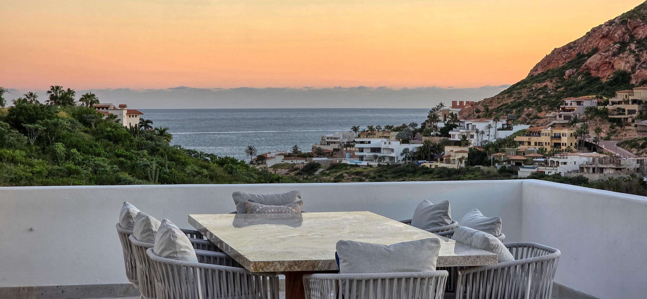 Los Cabos El Tule-Inland:General Rare investor opportunity in the San José Corridor. 2 luxury residences fully completed and move-in ready. 8 additional units with land secured and full blueprints in place -- ready to build to buyer's vision. At for sale