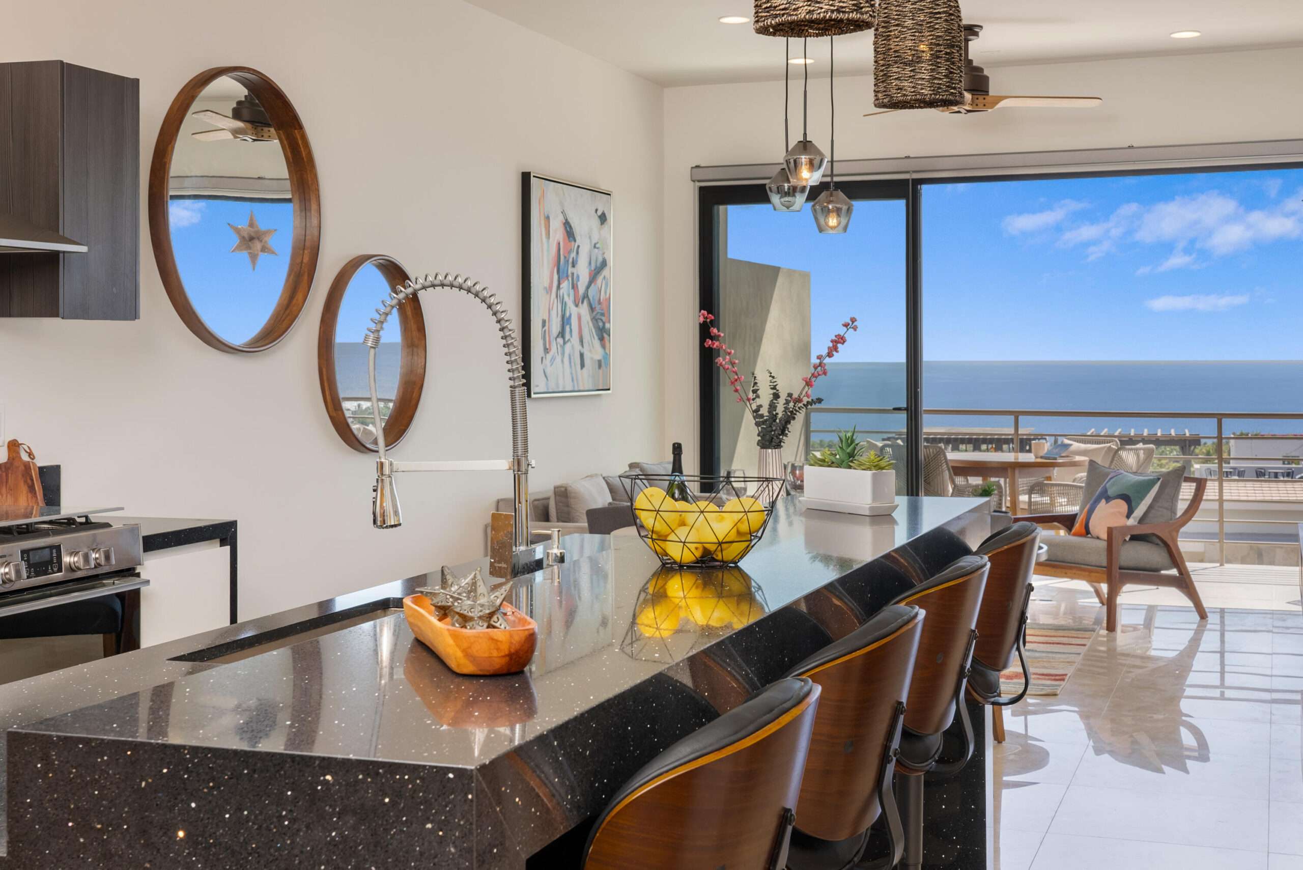 Los Cabos Cuatrovientos E2-201 is the biggest condo in the whole complex. Having a ''million-dollar'' for sale