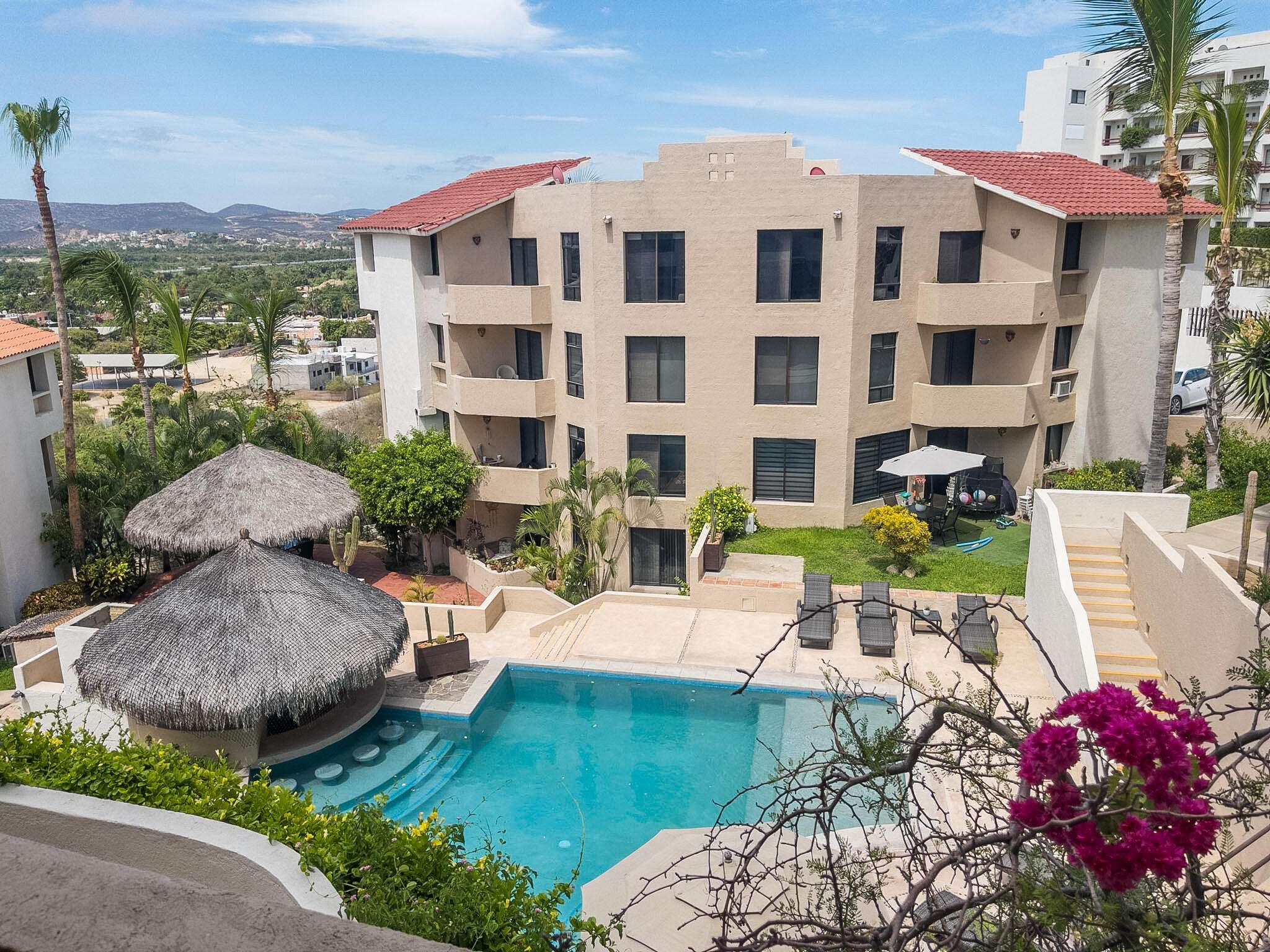 Los Cabos Hacienda Los Cabos Welcome to Condo H-4 at Hacienda Los Cabos, a beautifully located 2-bedroom, 2-bathroom residence in the heart of San José del Cabo. Perched on a hillside, this third-floor condo offers beautiful for sale